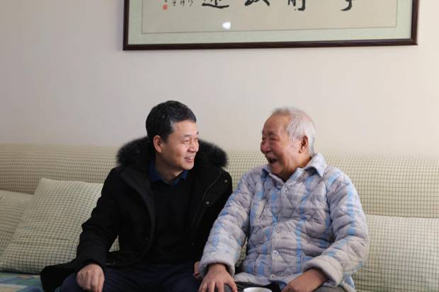 https://news.xidian.edu.cn/__local/F/01/FA/A5BEC641F8F60EB434B1D69EBC0_F41B835C_2EA7F.jpg