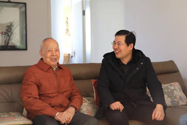 https://news.xidian.edu.cn/__local/3/31/AB/A07987DC81470324C9623C32720_A350AD39_25028.jpg