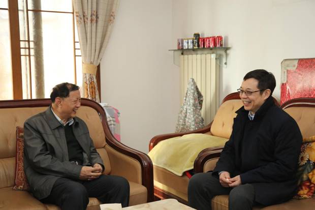 https://news.xidian.edu.cn/__local/4/74/46/E4F33A479DB4140CE49BDD2BE06_0233561F_2E3AB.jpg