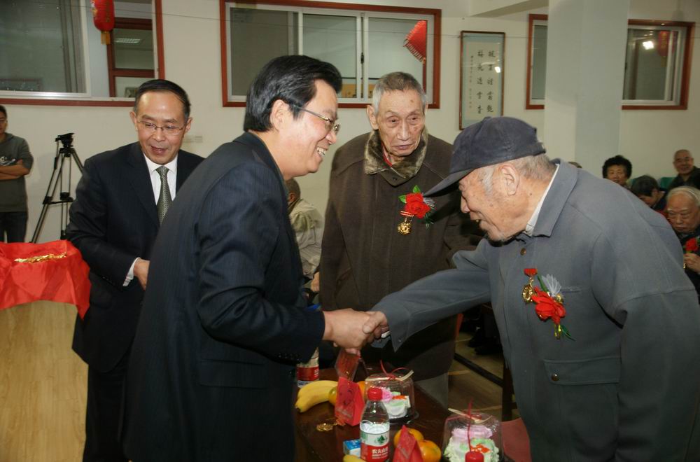 点击图片显示原图